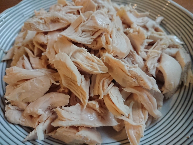 鶏ささみと白髪ネギのピリ辛和え物のレシピ写真