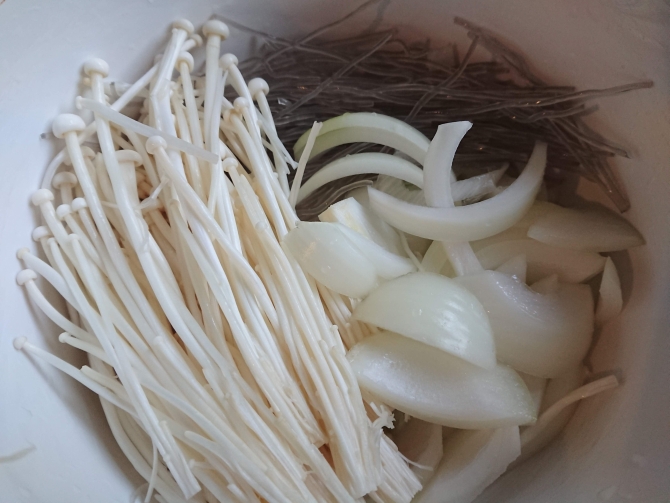 韓国の小さなプルコギ鍋（トゥッペギプルコギ）のレシピ