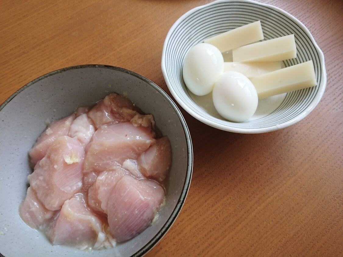 ヤンニョムチキンの韓国レシピの材料
