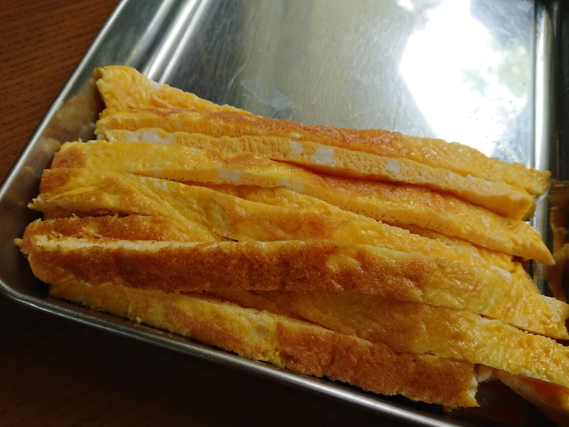 韓国の海苔巻きキンパの簡単レシピ。卵焼き