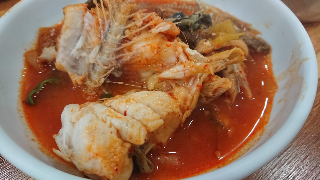 韓国の海鮮鍋メウンタンの食べ方