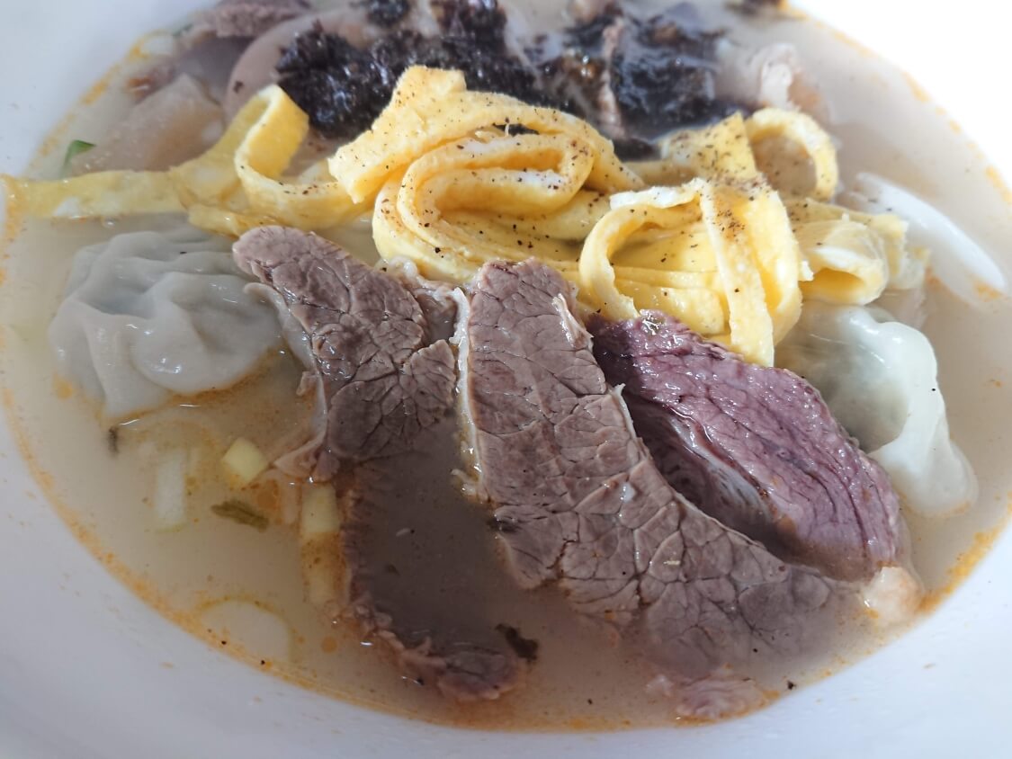 スユクのポッサムの違い。ソウルの実家で食べた牛肉のスユク料理、餃子スープ