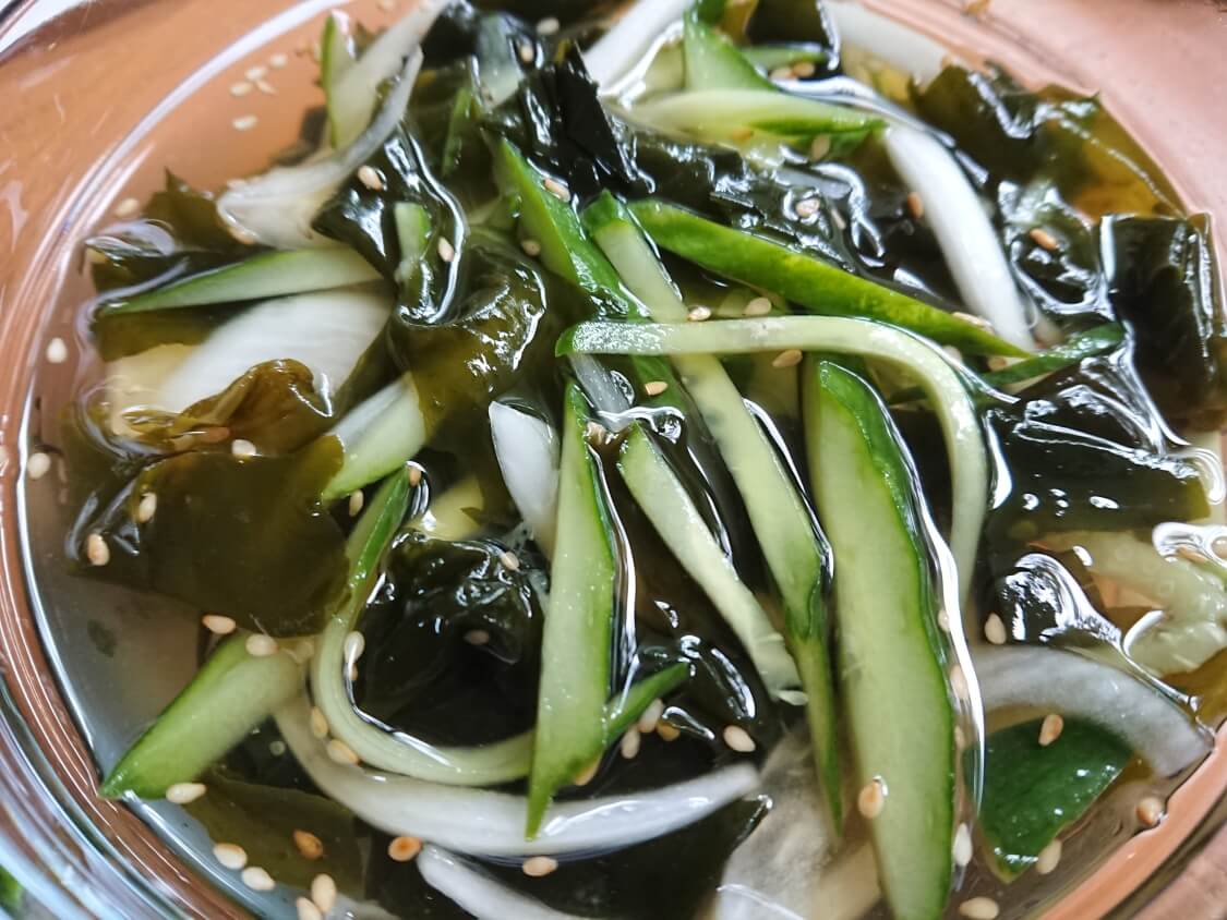 きゅうりとわかめの韓国冷製スープ（ネングク）