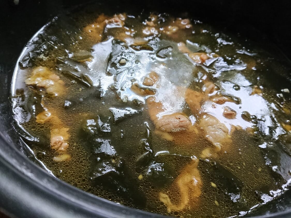 牛肉入りわかめスープの作り方。完成