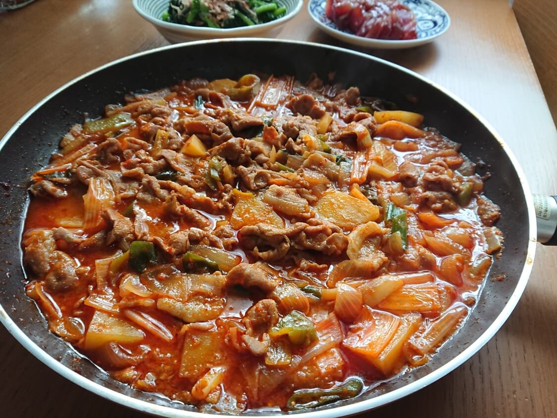 チャグリチゲ♪豚肉とじゃがいものコチュジャン炒め煮。韓国の人気 ...