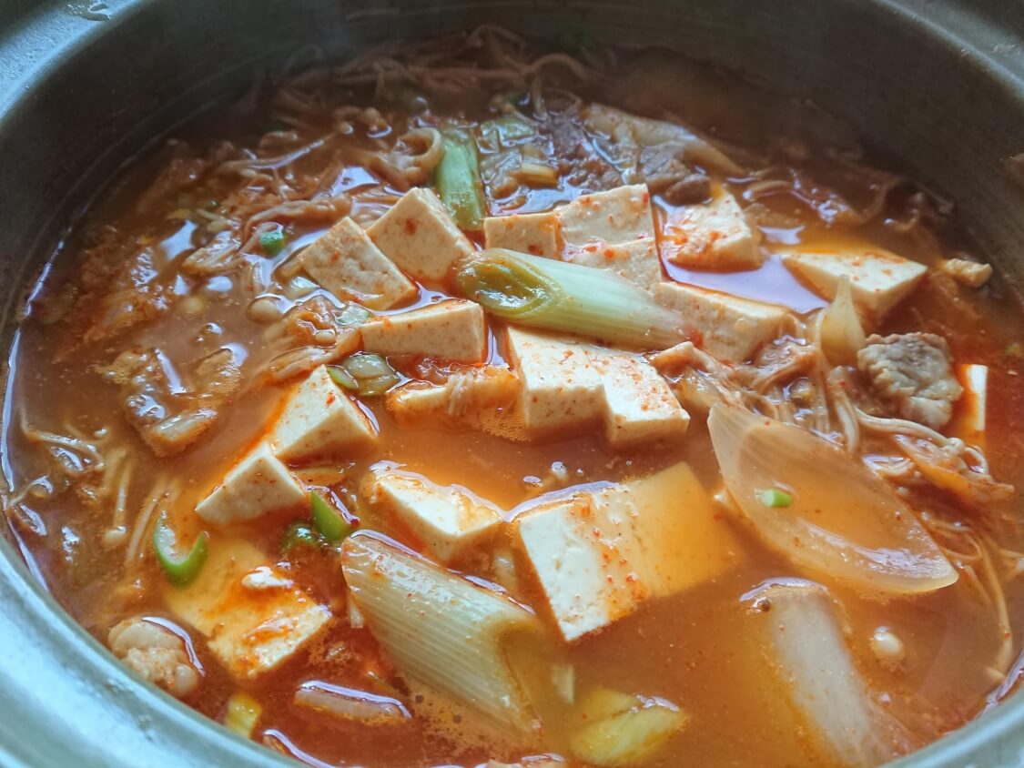 旨辛！豆腐チゲの韓国人気レシピ