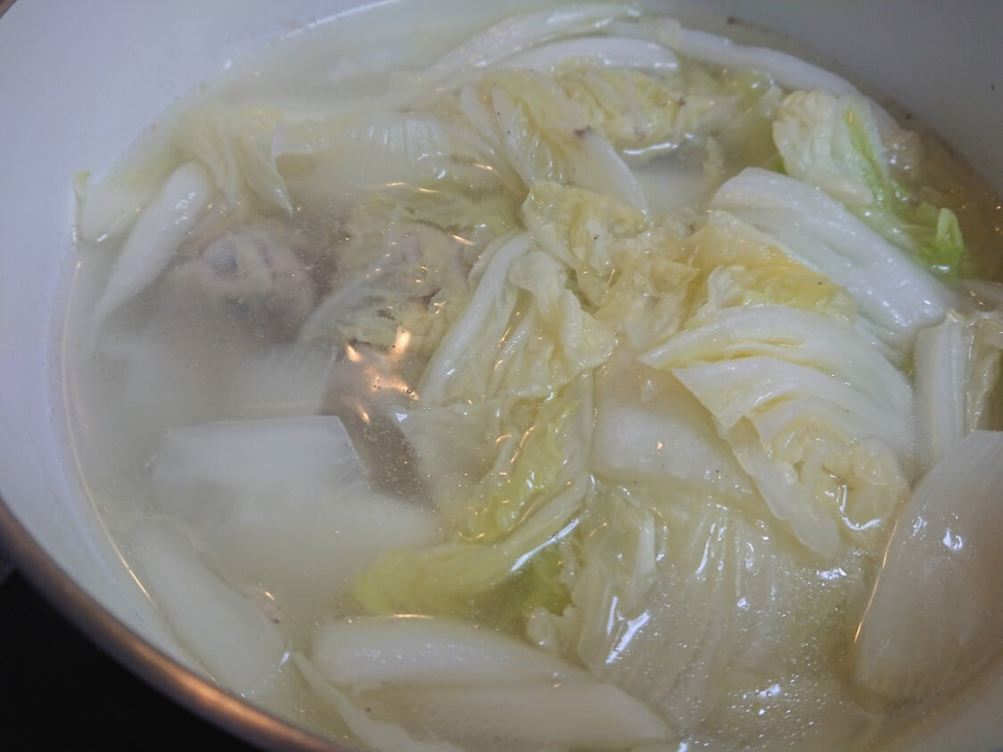 タッコムタン（鶏の煮込みスープ）の簡単レシピ。詳しい作り方