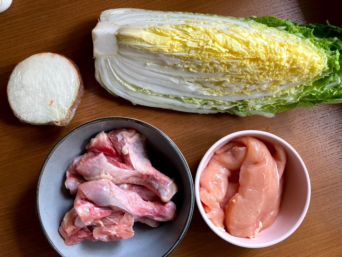 タッコムタンの韓国レシピ。材料、鶏肉と野菜