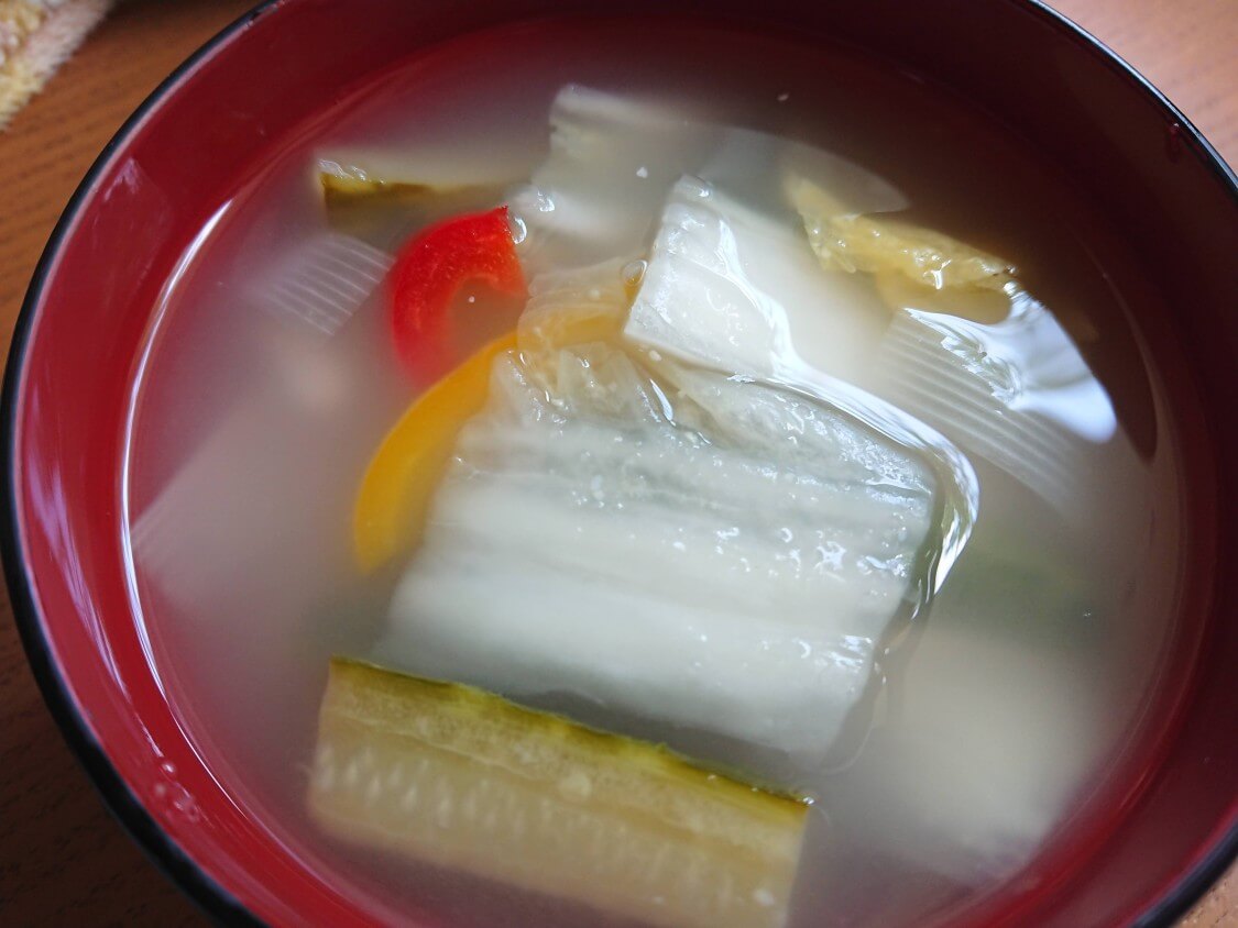 夏は、きゅうり入り水キムチ！韓国の人気レシピ。熟成期間と汁の味の変化