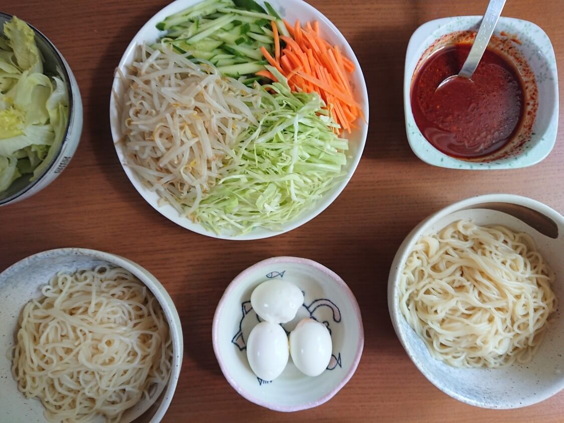 「チョル麺」韓国レシピとアレンジ。チョルミョンの具材とタレ