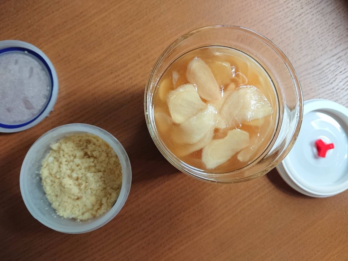 生姜シロップ・はちみつ漬けの作り方。料理にも万能！韓国の人気レシピ