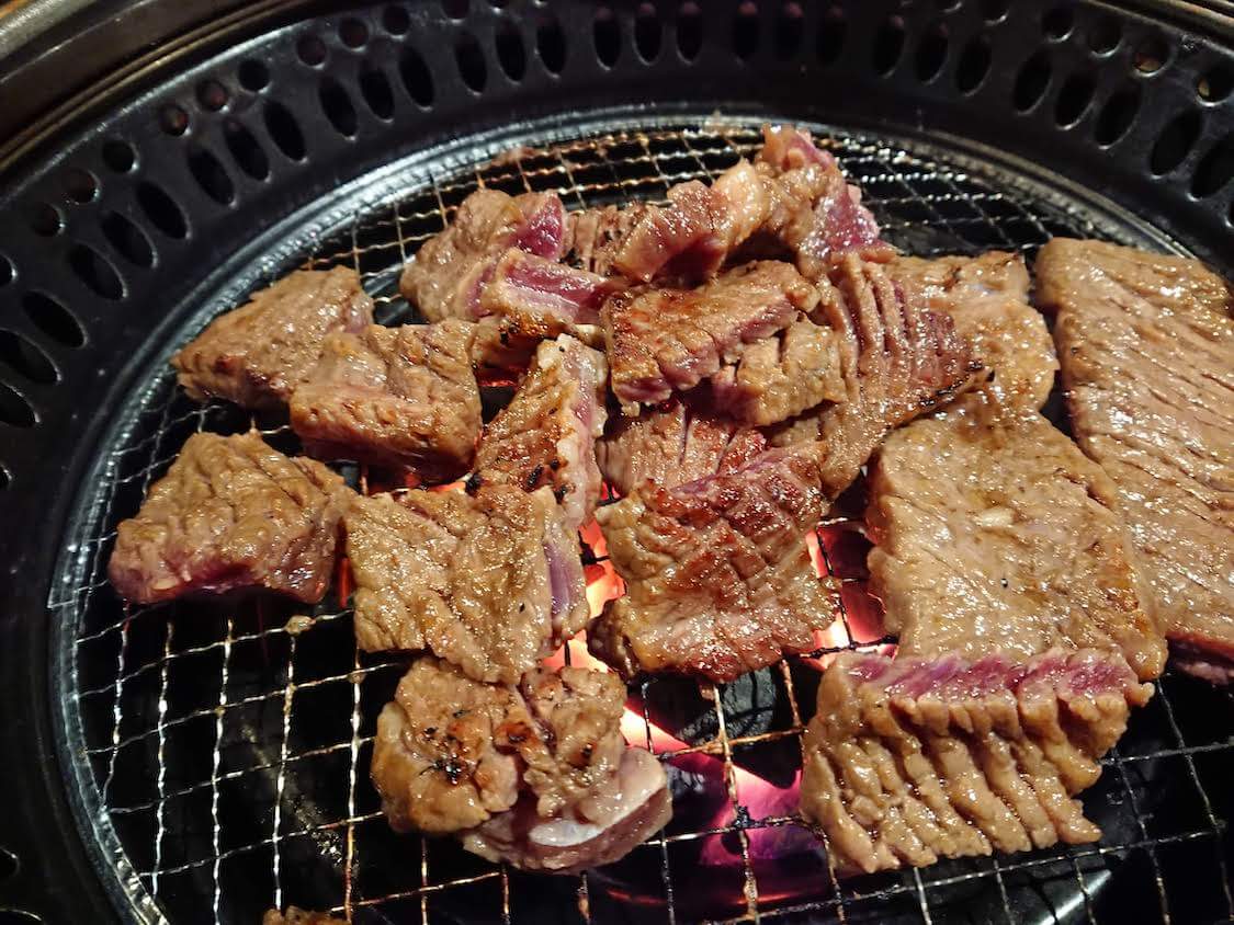 ソウルで韓国焼肉を堪能。少し高級なお店で！漬け込みカルビが人気