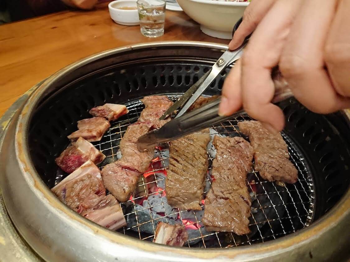 ソウルで韓国焼肉を堪能。少し高級なお店で！ヤンニョム牛肉カルビが人気
