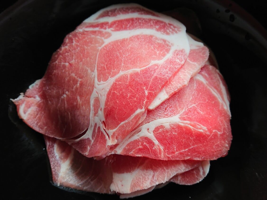 漬け込みダレで焼肉用の豚肉を柔らかく。韓国レシピと材料★カルビヤンニョム
