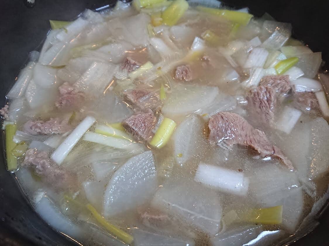 牛肉と大根のスープの作り方。煮込む時間と味付け