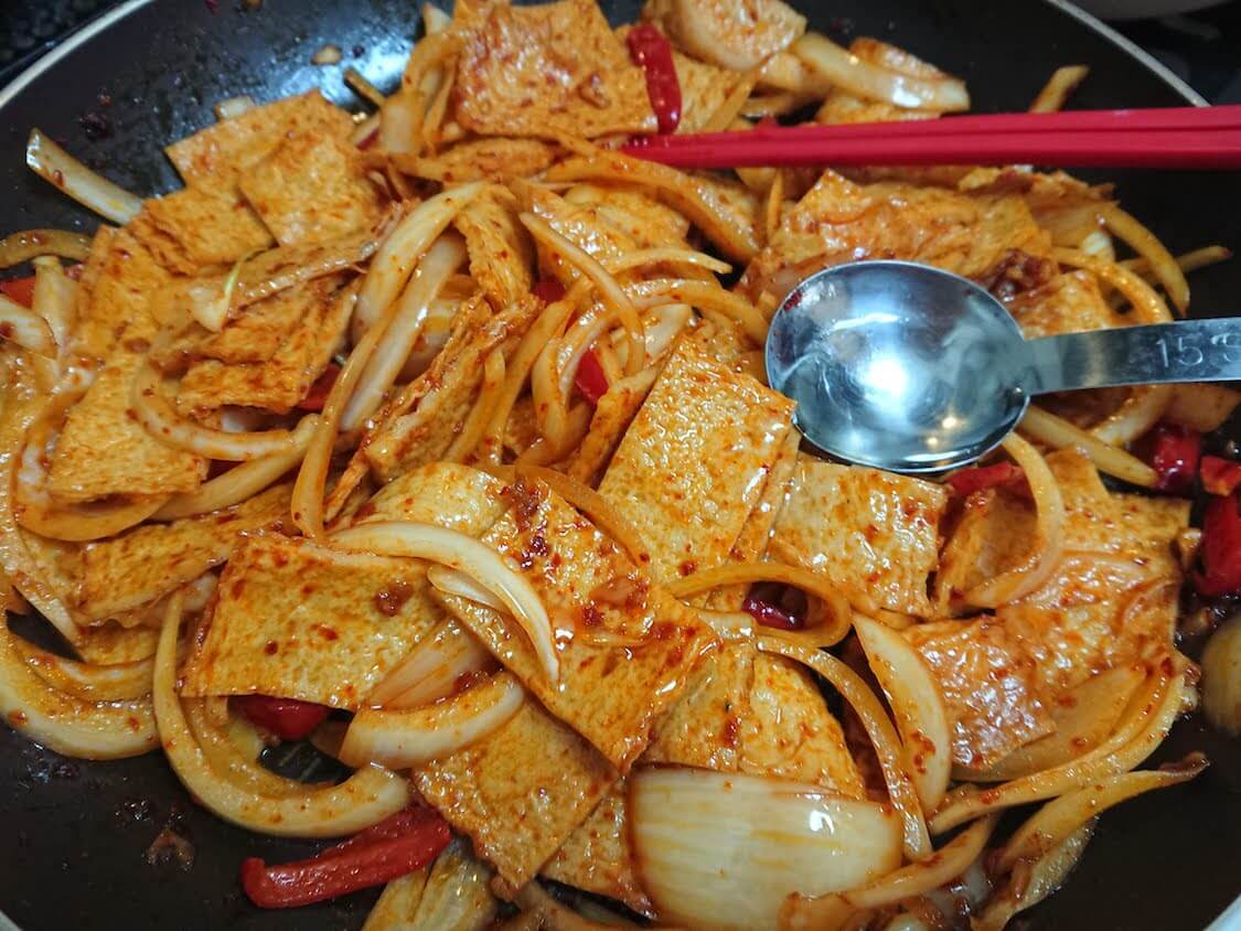 韓国おでんの甘辛炒め「オムクポックム」の作り方。味付け