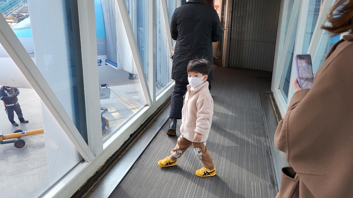 韓国の甥っ子と日本の靴。釜山旅行