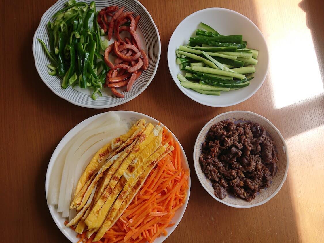 プルコギキンパの作り方＋韓国の人気レシピ。5種類の基本具材とアレンジ