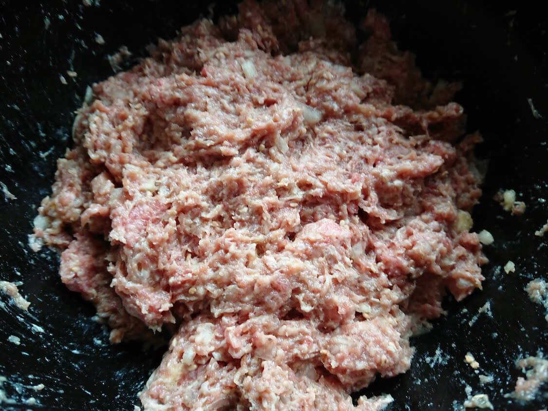 トッカルビ（韓国式ハンバーグ）の作り方。挽き肉の下味、ヤンニョム