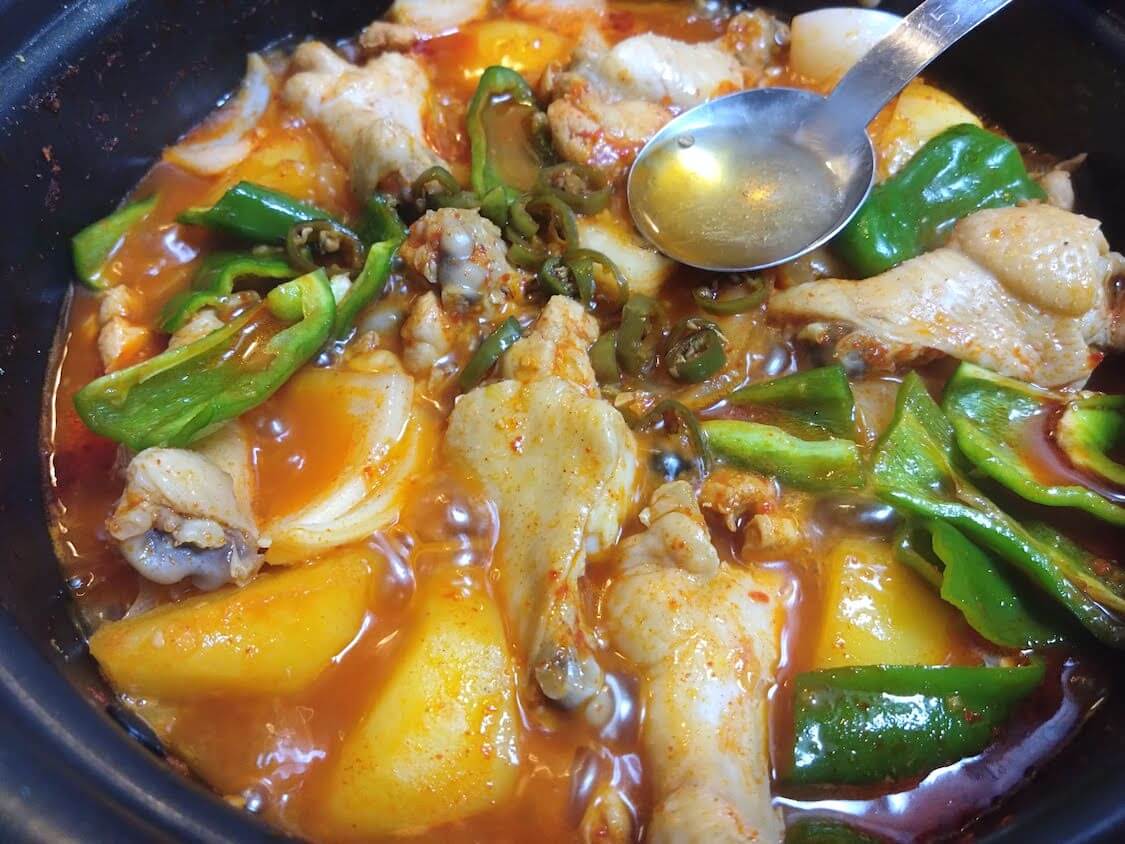 韓国式！青唐辛子の保存方法。醤油漬けの簡単レシピと活用。調味料として万能