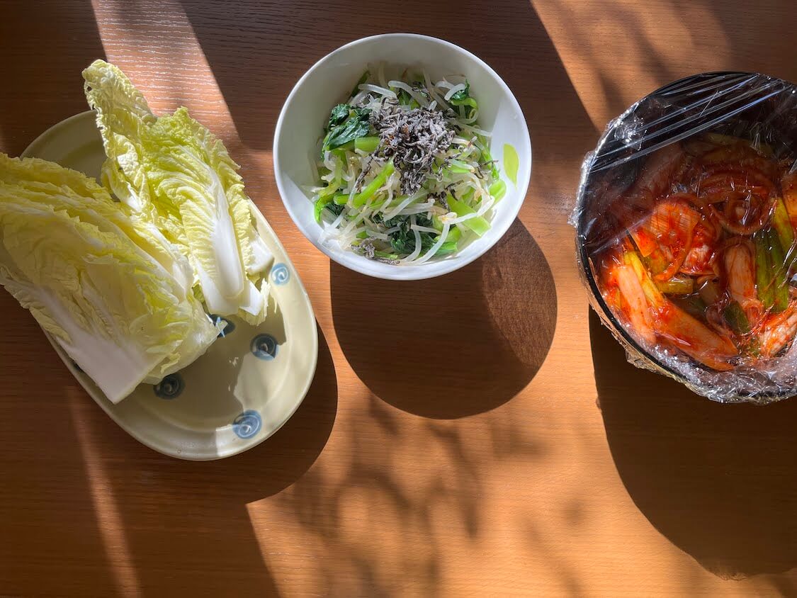 長ねぎキムチのレシピ。韓国で最近人気のキムチ★サムギョプサル（豚バラ炒め）の付け合わせとして