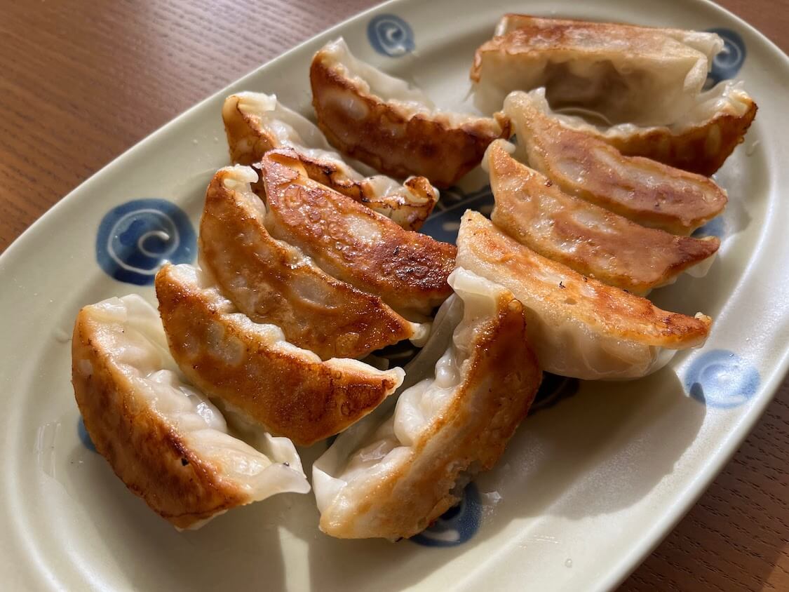 酢豚タレかけ！冷凍餃子の簡単アレンジレシピ材料。大阪王将の肉餃子で