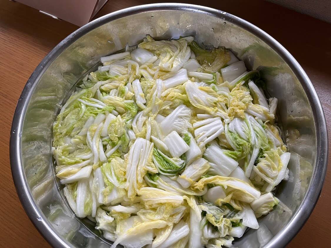白菜キムチの作り方。塩漬け、塩の量、白菜の切り方