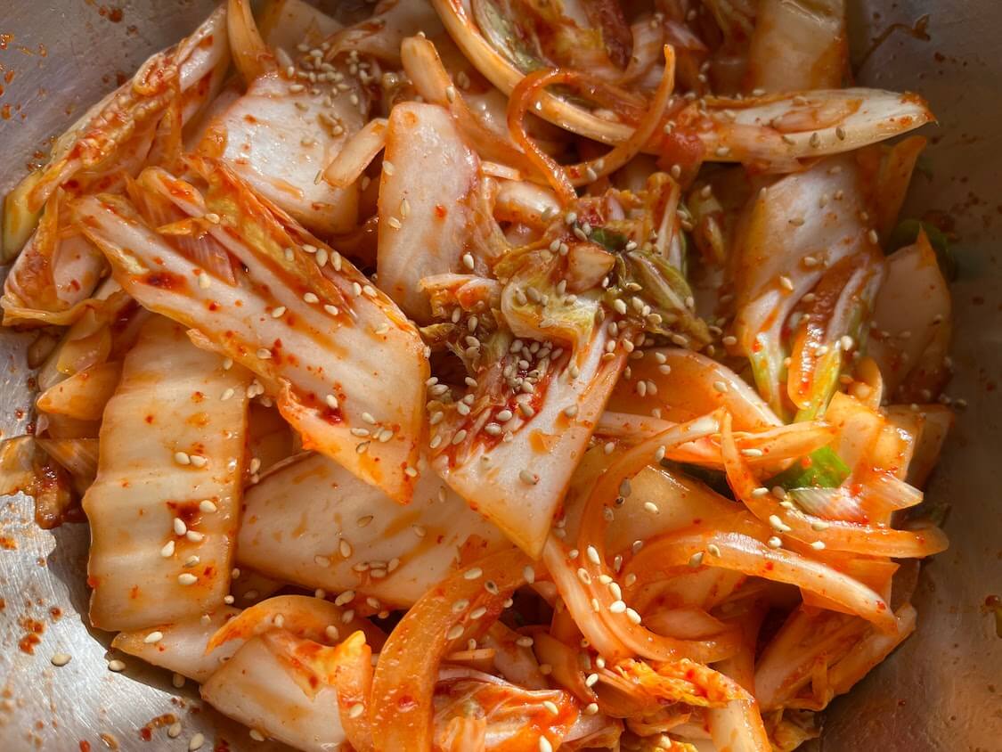 韓国の水炊き「タッカンマリ」。副菜の白菜キムチの作り方