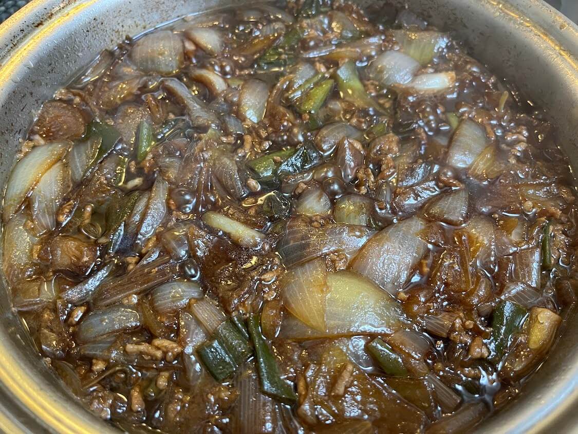 韓国ジャージャー麺の肉味噌【チャジャンソース】の作り方。煮込み時間