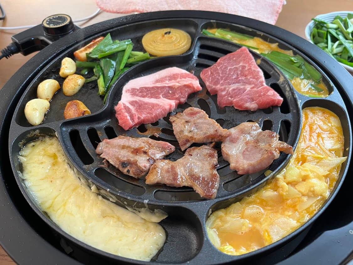 エンタメ焼肉が楽しめる“韓流”ホットプレート「グリルマイスター」チーズがとろり