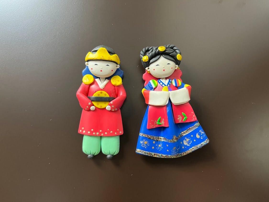 韓国のお土産、磁石付きの飾り