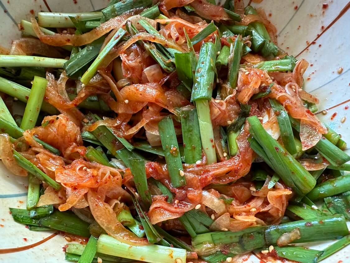 簡単！韓国の鶏鍋とニラ玉ねぎキムチ。夏のスタミナ料理レシピ２