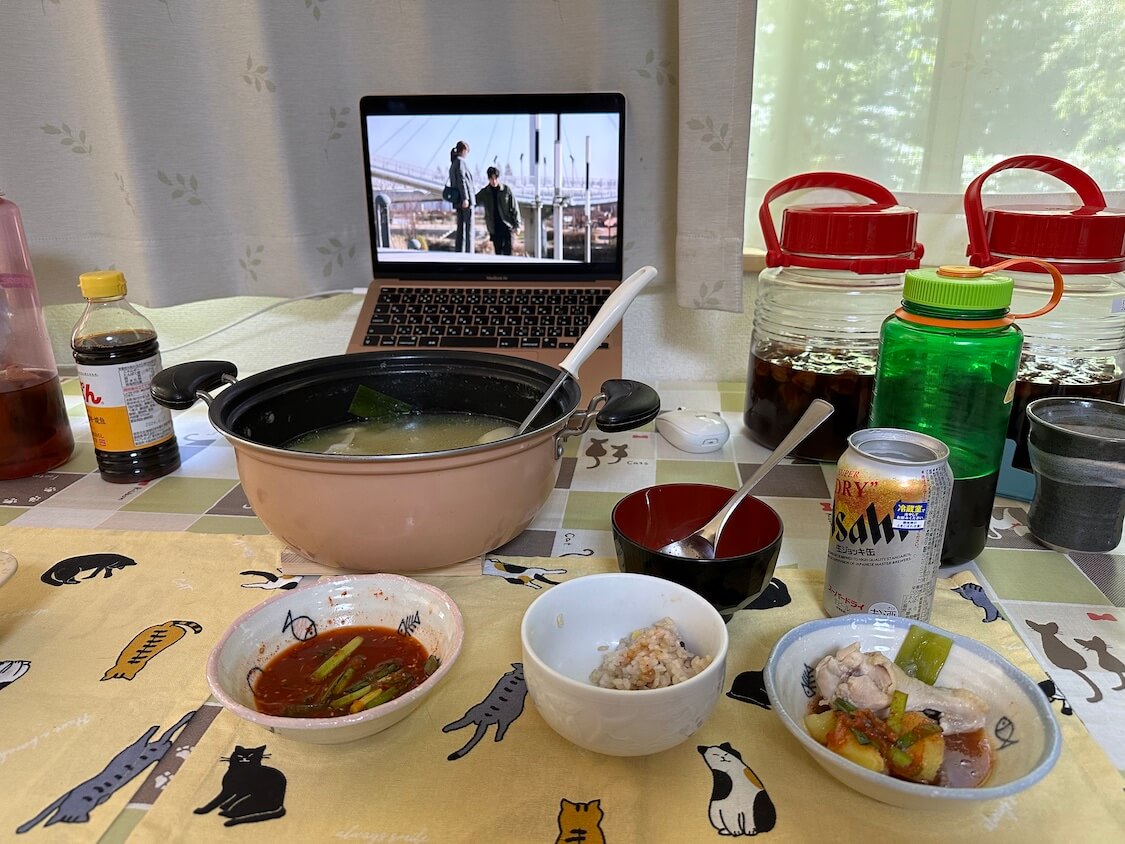 簡単！韓国の鶏鍋とニラ玉ねぎキムチ。韓国ドラマ
