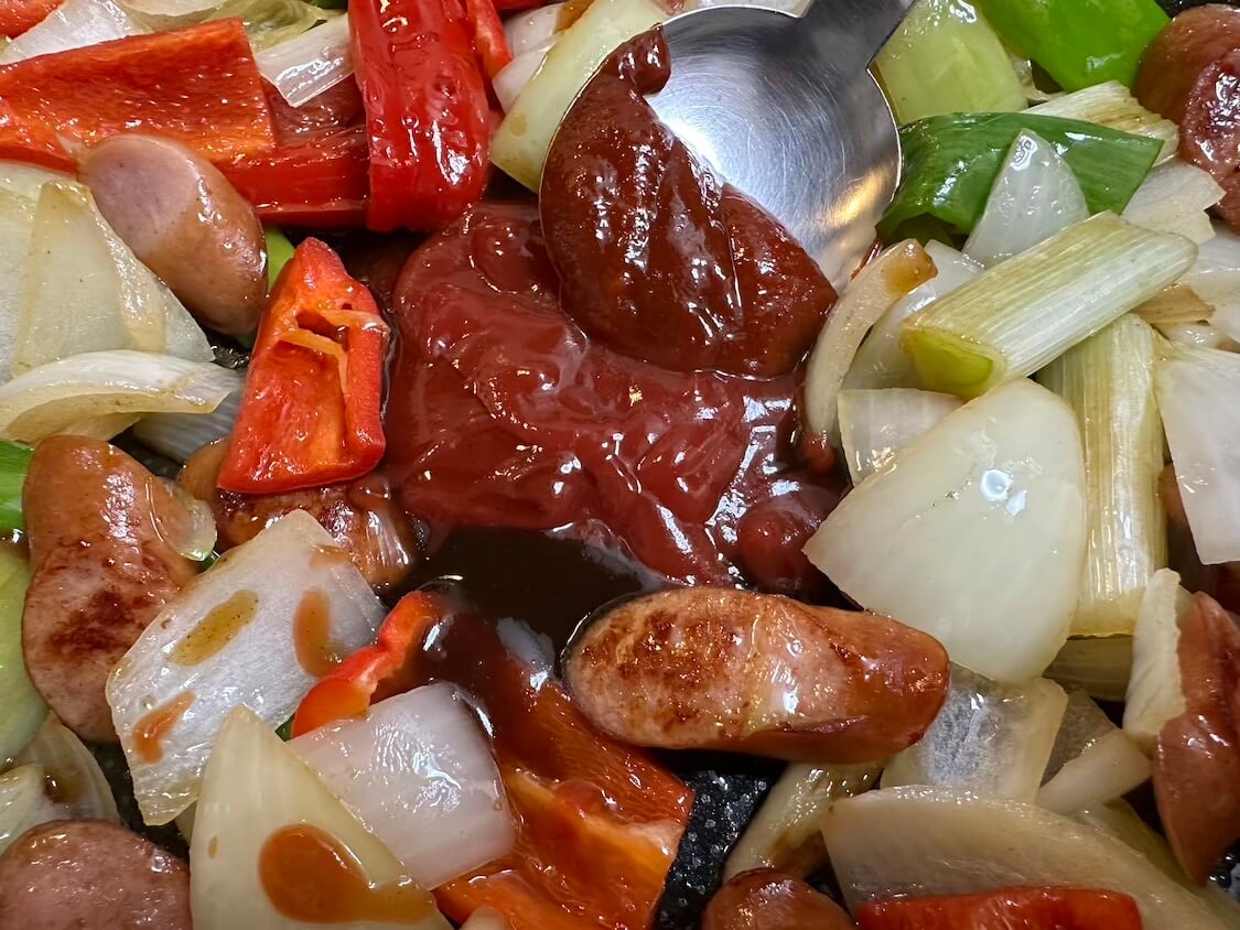 韓国式ソーセージの野菜炒め【ソヤ】の味付け