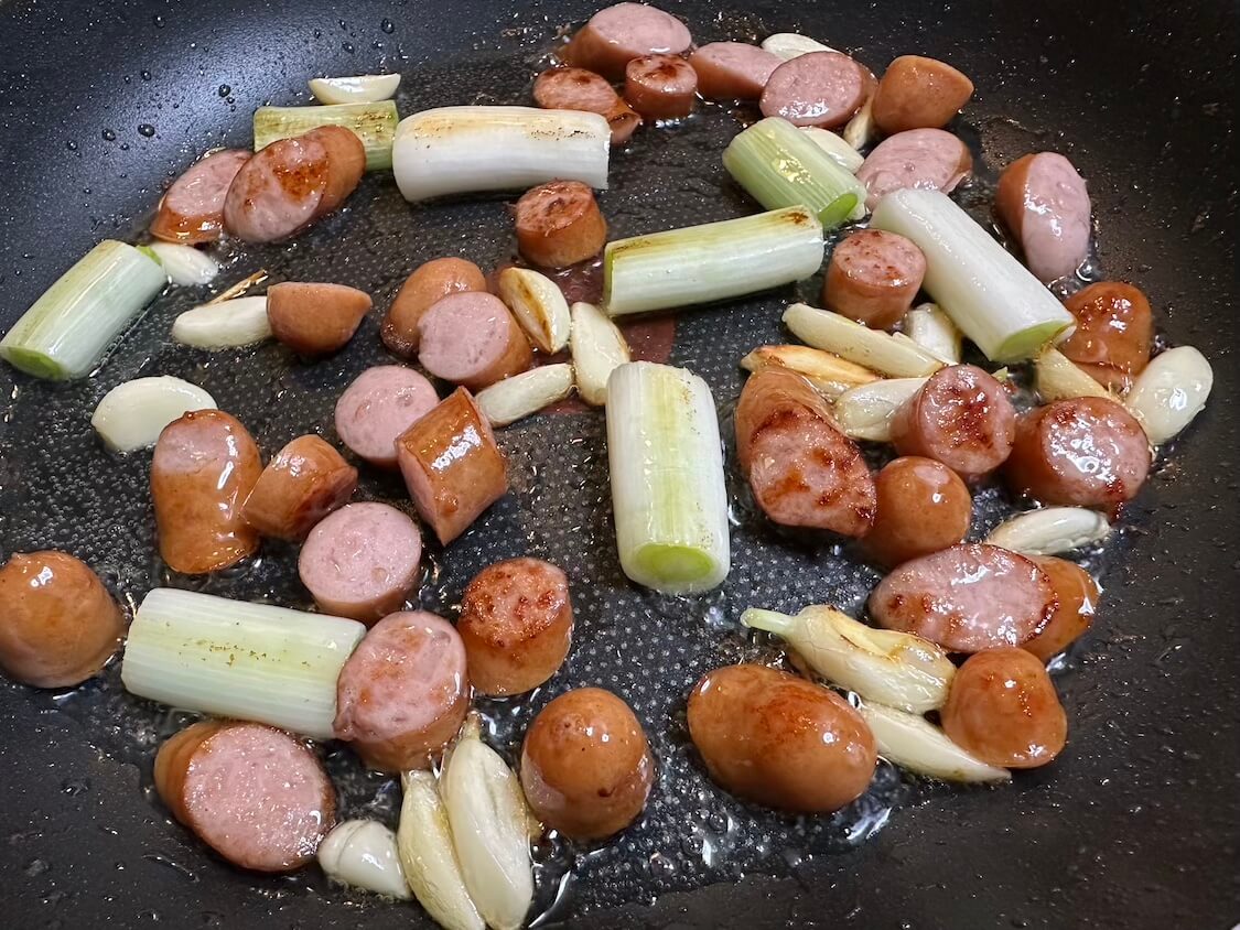 韓国式ソーセージの野菜炒めレシピ