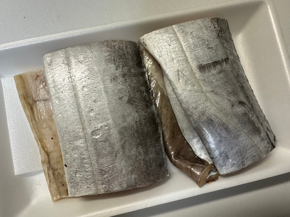 太刀魚の塩焼き材料。韓国の簡単かつ定番の焼き方【カルチグイ】