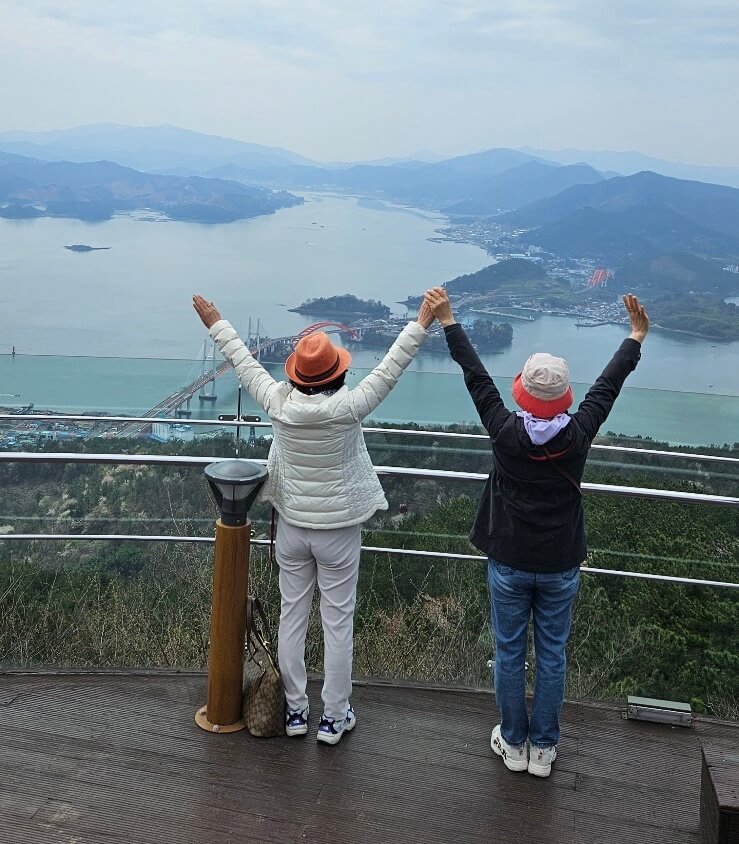 韓国の南、泗川市を観光。人気カフェと海鮮づくし♫両親の春の旅行Blog