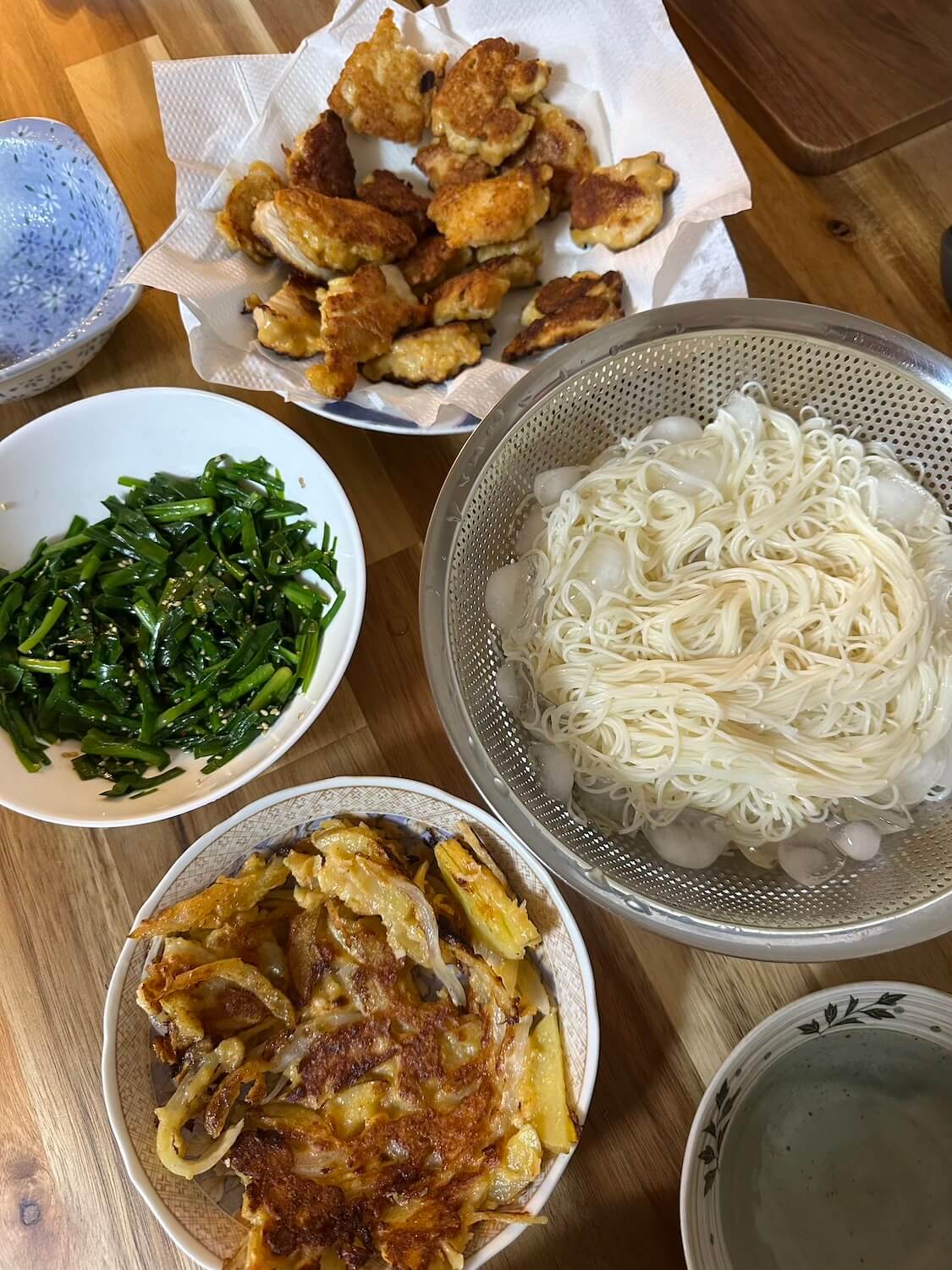 レンチンでニラナムル。そうめんと一緒に