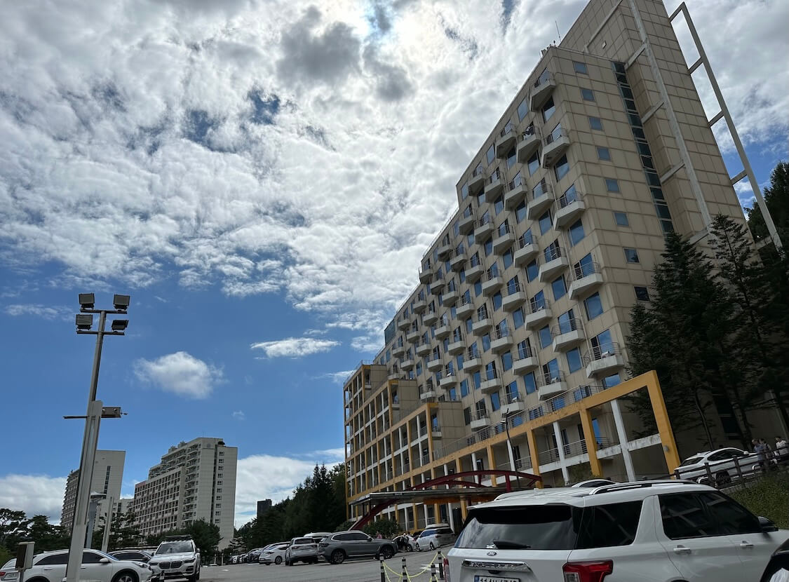 そば粉入り韓国の麺料理マッククス。食事後に平昌へ