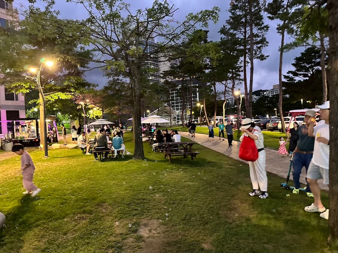 韓牛(ハヌ)焼肉屋さんで美味しい晩ごはん。ごはんの後のホテル散歩ブログ