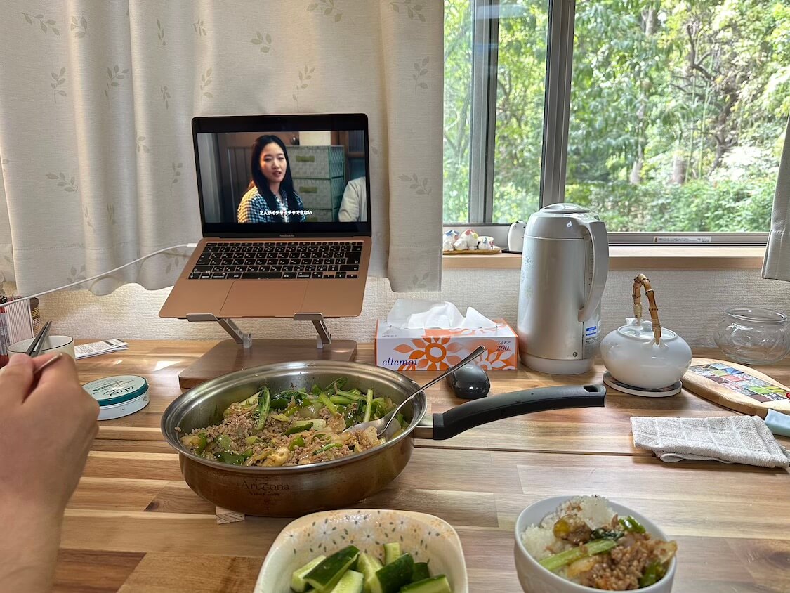 ピリ辛ガパオライスと韓国ドラマ