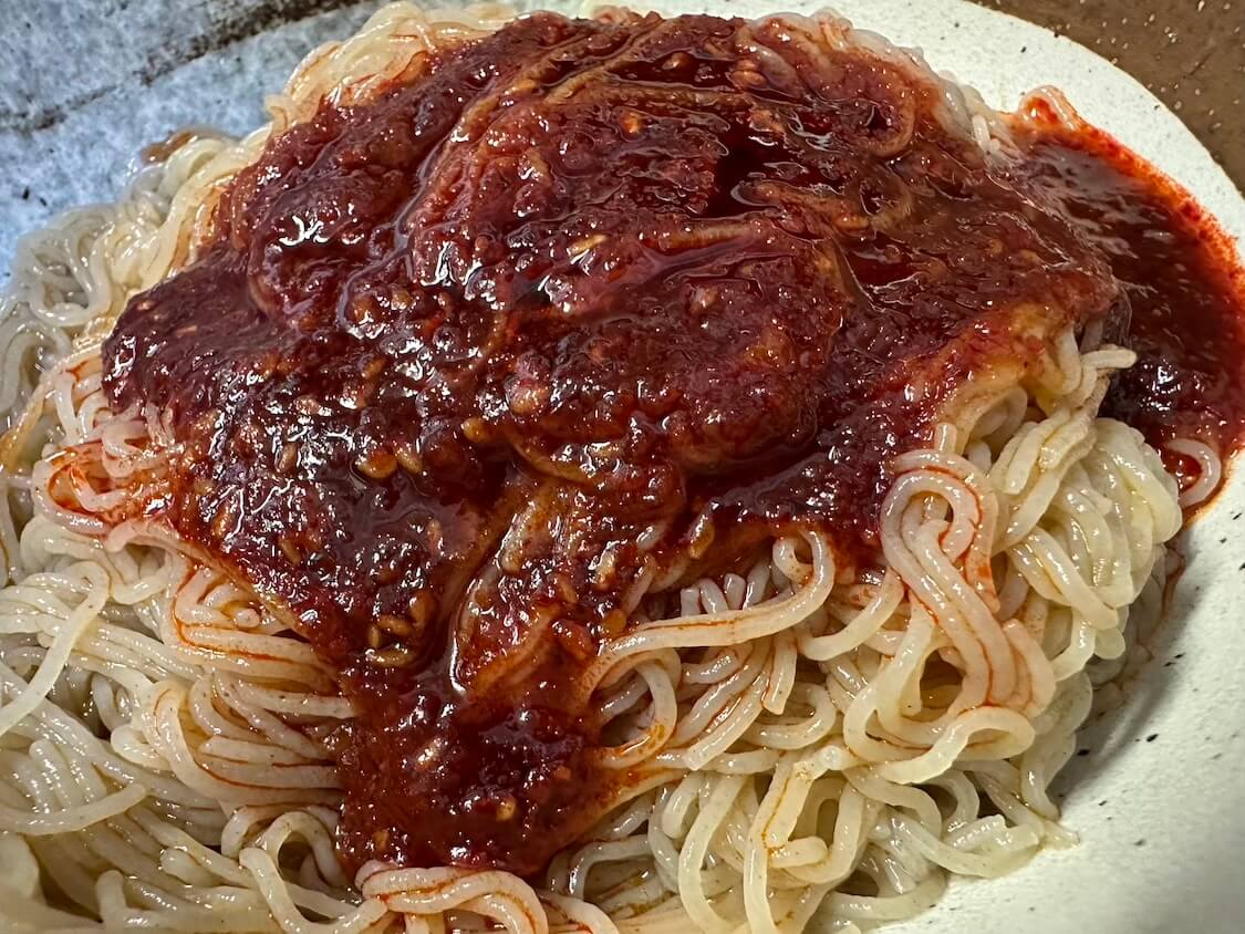 韓国のふるるビビン冷麺