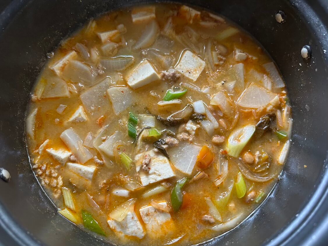 納豆でも美味しい「チョングッチャンチゲ」レシピ。韓国の人気レシピも！