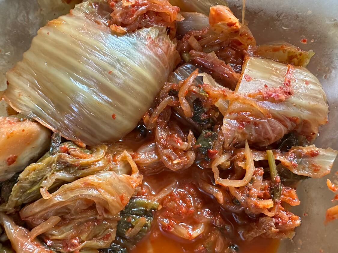 納豆でも美味しい「チョングッチャンチゲ」レシピ。材料のキムチ