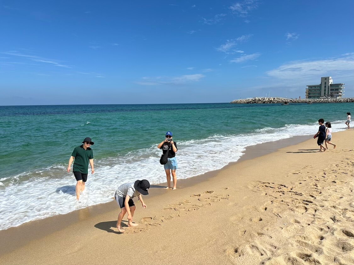 韓国の江陵観光。人気の海辺とコーヒー通りでゆっくり過ごした午後☕