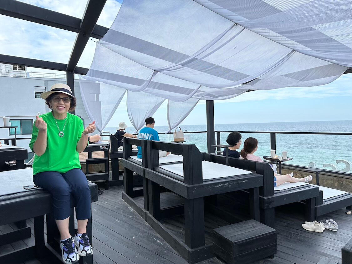 韓国の江陵観光。海が見えるカフェ