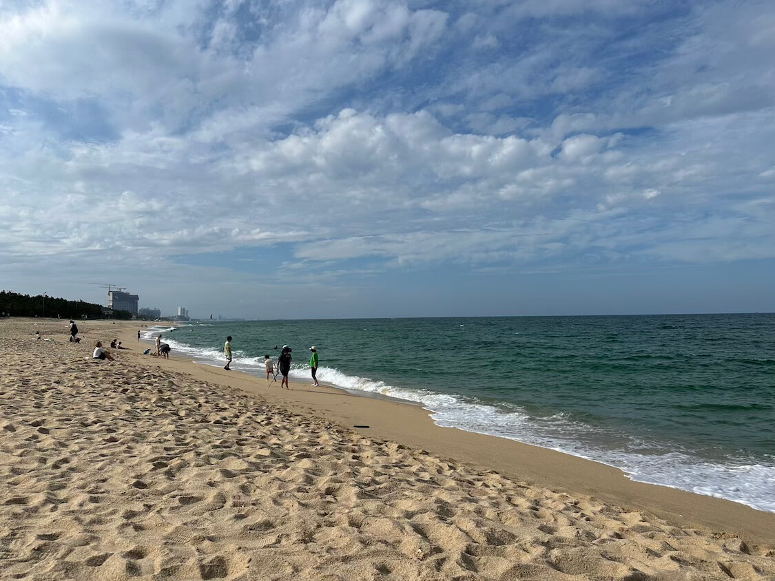 韓国の江陵観光。人気の海辺とコーヒー通りでゆっくり過ごした午後☕