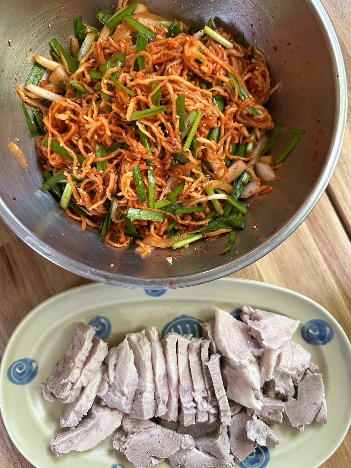 業務スーパーの切り干し大根でぽりぽり簡単キムチ。ポッサムの付け合せに