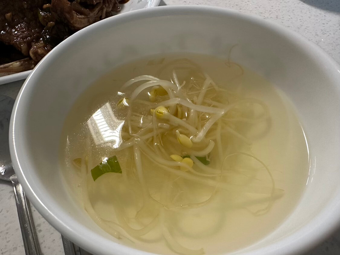 骨付きカルビ【LAカルビ】献立と韓国人の食べ方