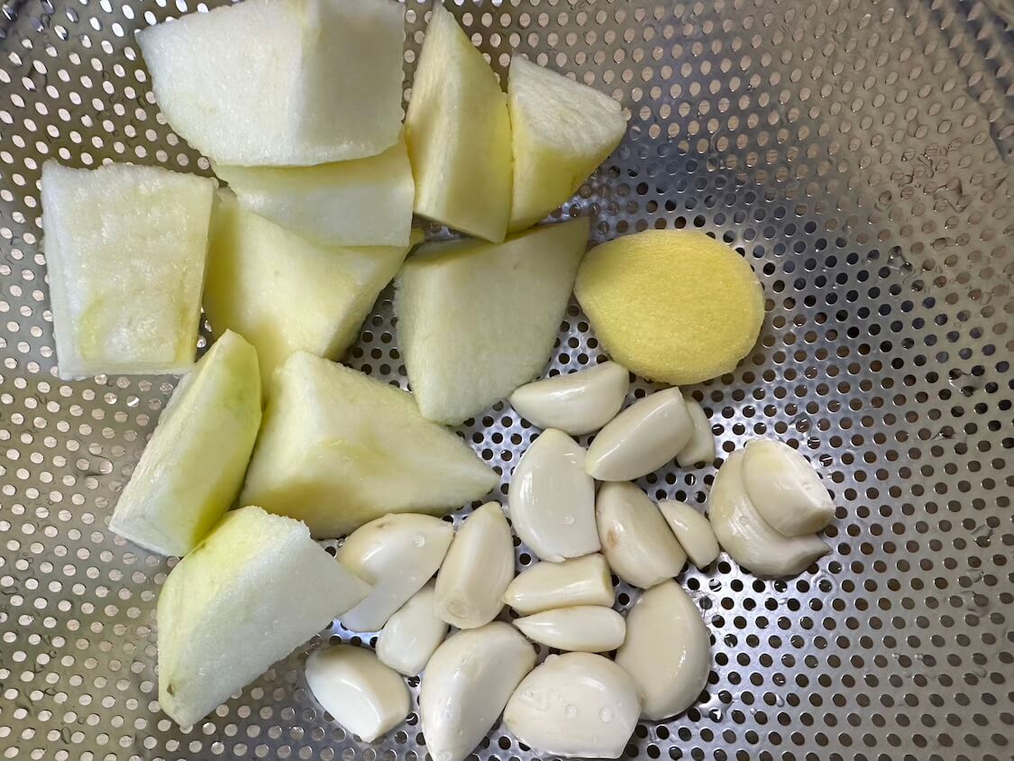 自家製白菜キムチの作り方。キムチのヤンニョムソ（味付け）レシピと材料